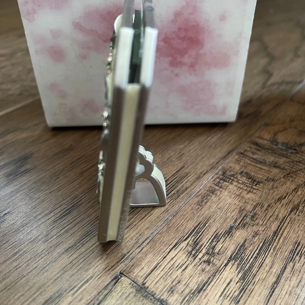 JAY STRONGWATER Duchess Heart Frame Cammy Crystal Pearl pristine condition. - Picture 12 of 13